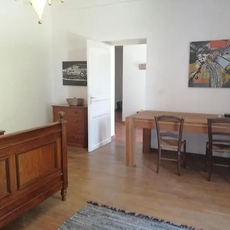Warm Mansion With Swimming Pool In Sigoul S Dom wakacyjny *