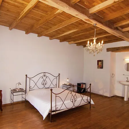 Warm Mansion With Swimming Pool In Sigoul S Dom wakacyjny